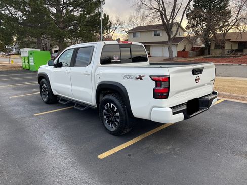 Used 2022 Nissan Frontier Pro-X image 2
