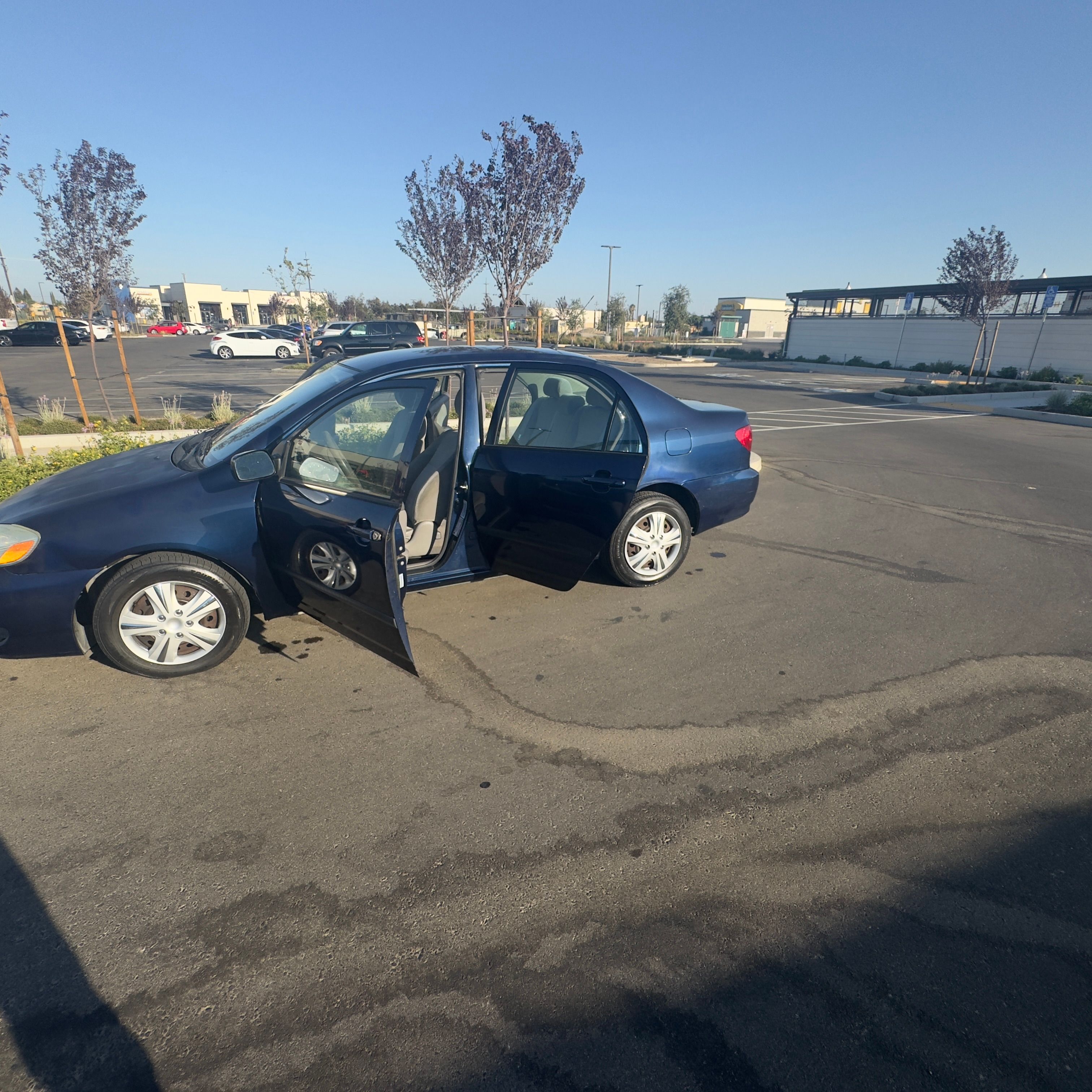 Used 2005 Toyota Corolla CE FWD image 8