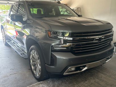 Used 2019 Chevrolet Silverado 1500 High Country w/ Technology Package