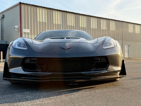 Used 2017 Chevrolet Corvette Z06 w/ Z07 Performance Package image 13