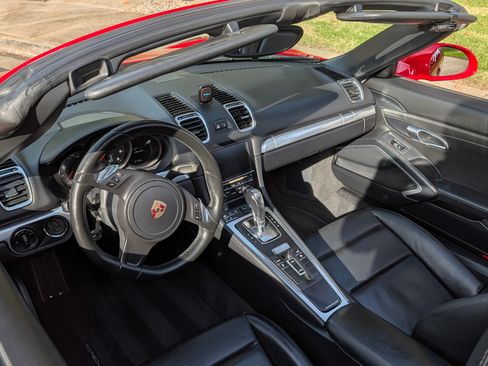 Used 2014 Porsche Boxster image 10