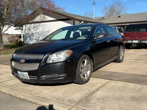 Used 2012 Chevrolet Malibu LT w/ Power Convenience Package image 2