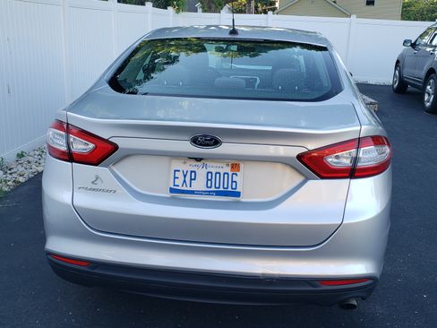 Used 2016 Ford Fusion S FWD image 13
