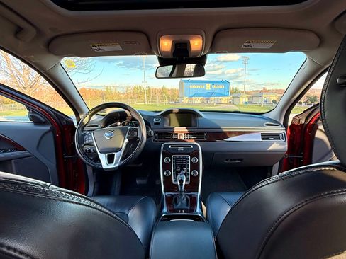 Used 2014 Volvo XC70 3.2 Platinum image 17