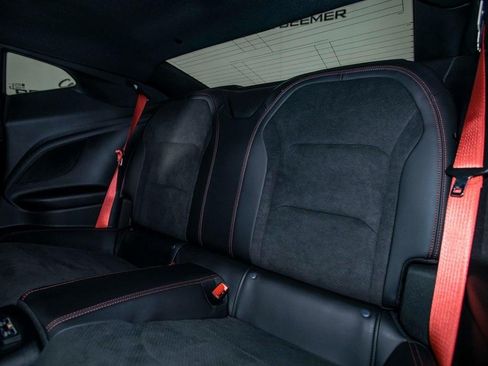 Used 2021 Chevrolet Camaro ZL1 RWD image 23