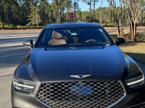 Used 2020 Genesis G90 3.3T Premium image 1