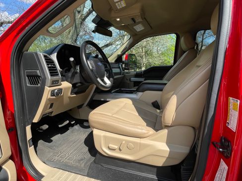 Used 2020 Ford F350 Lariat w/ Lariat Value Package AWD/4WD image 20