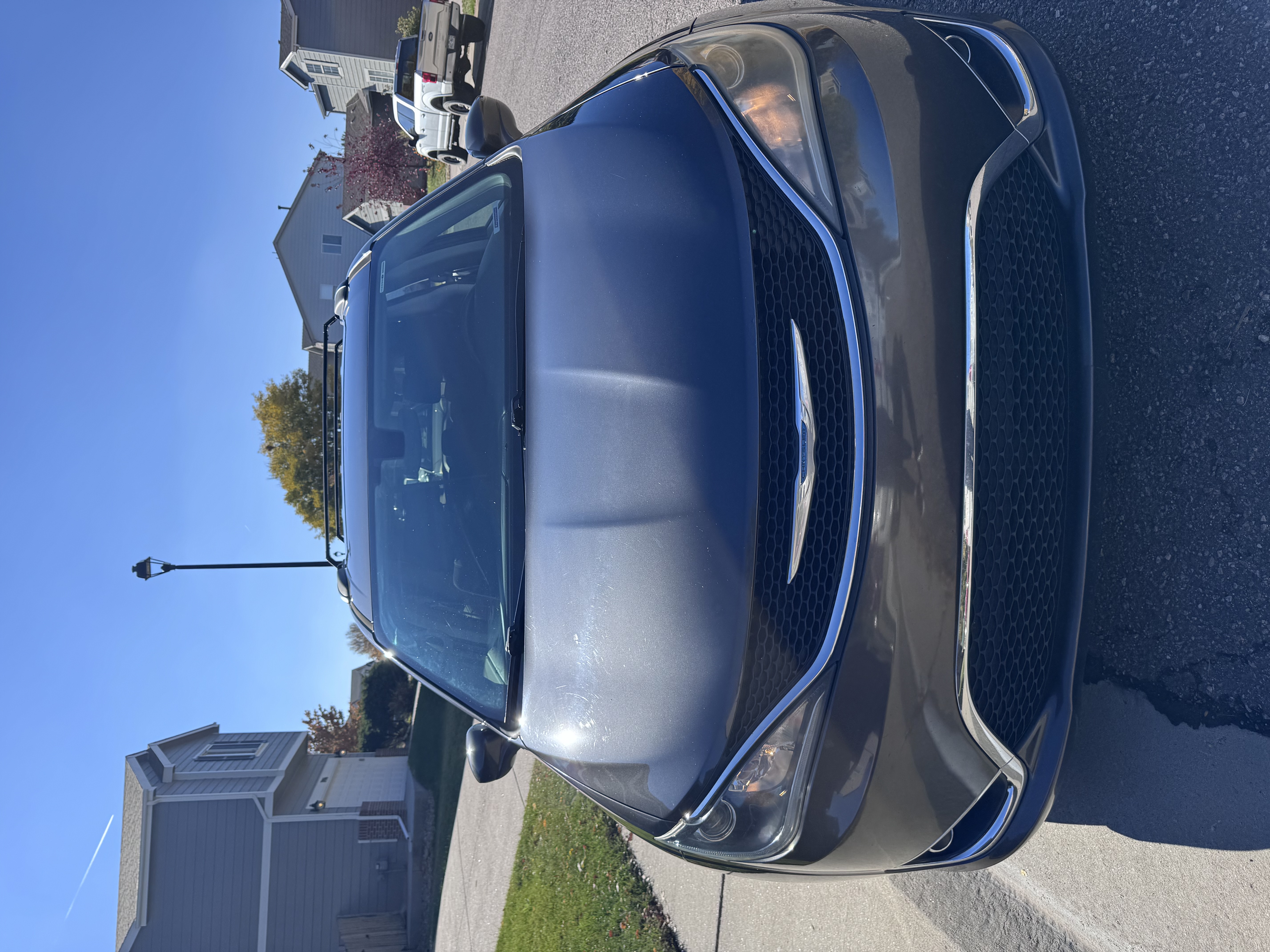 Used 2018 Chrysler Pacifica Touring Plus FWD image 4