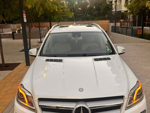 Used 2015 Mercedes-Benz GL 450 4MATIC image 13