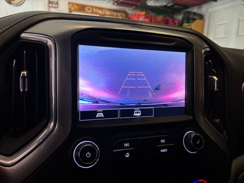 Used 2022 Chevrolet Silverado 1500 LT w/ All Star Edition Plus image 26