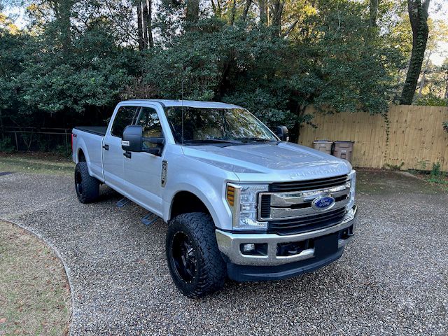 Used 2019 Ford F250 XLT w/ XLT Value Package AWD/4WD image 1