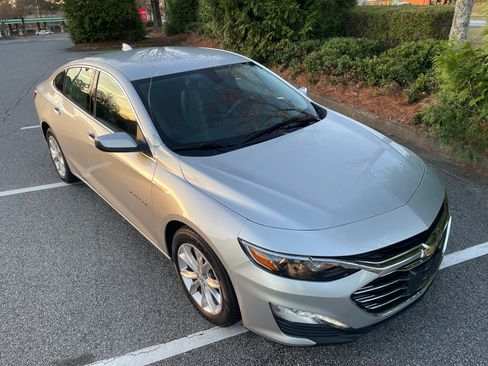Used 2019 Chevrolet Malibu LT w/ Leather Package image 12