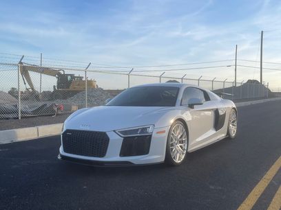 Used 2017 Audi R8 V10