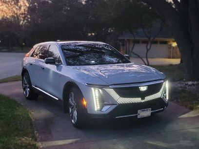 Used 2024 Cadillac Lyriq Luxury