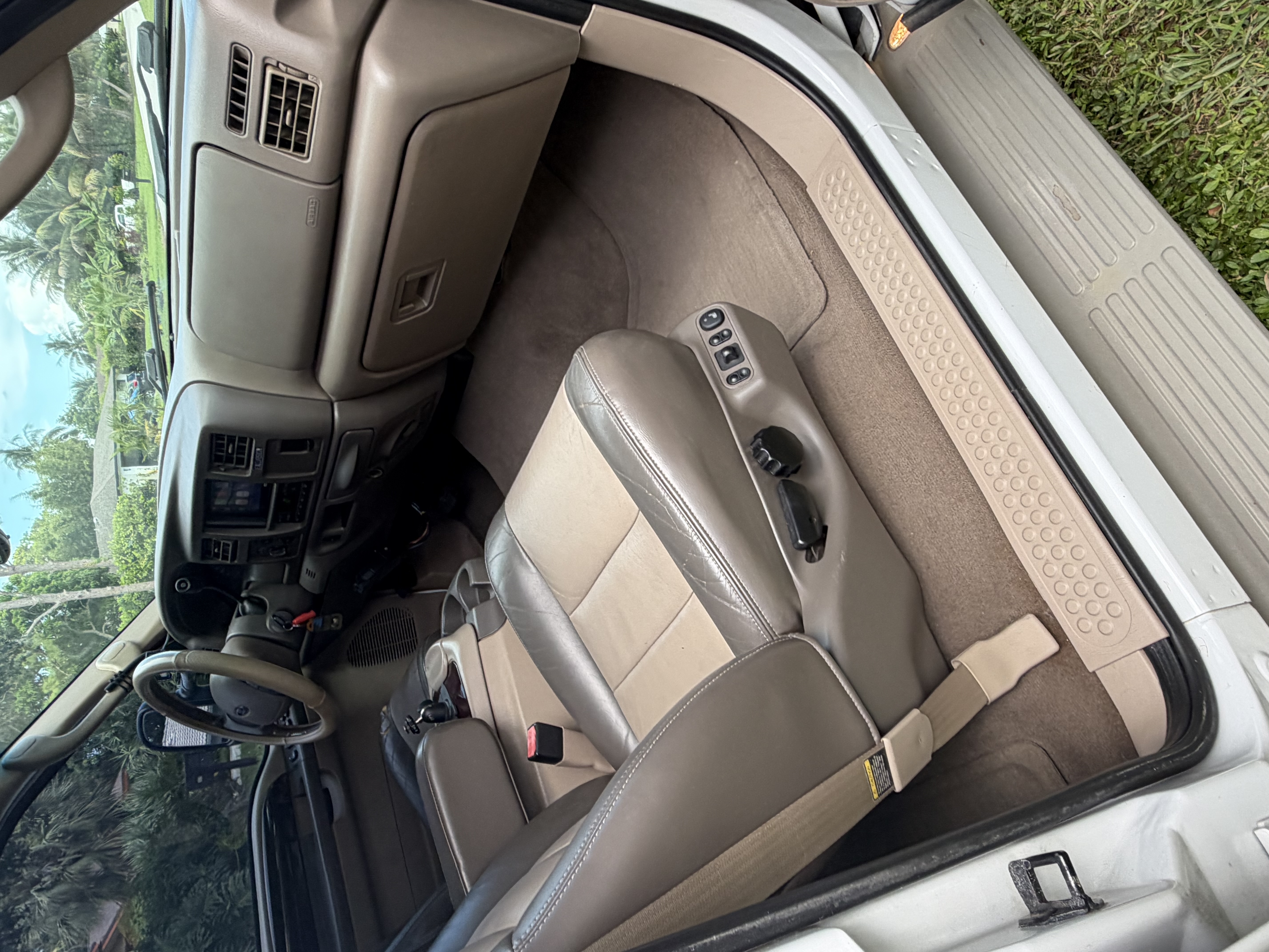 Used 2003 Ford Excursion Eddie Bauer AWD/4WD image 10