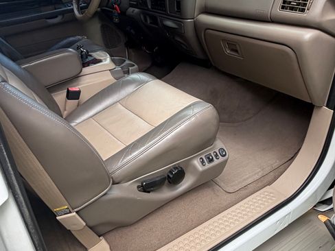 Used 2003 Ford Excursion Eddie Bauer AWD/4WD image 10
