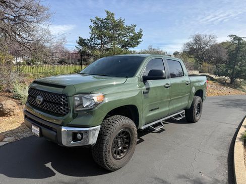 Used 2021 Toyota Tundra SR5 w/ Trail Edition image 1
