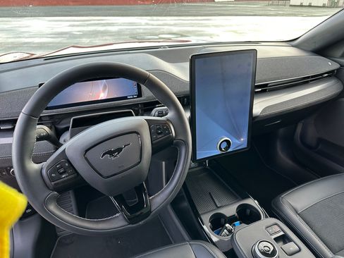 Used 2022 Ford Mustang Mach-E GT w/ GT Performance Edition image 18