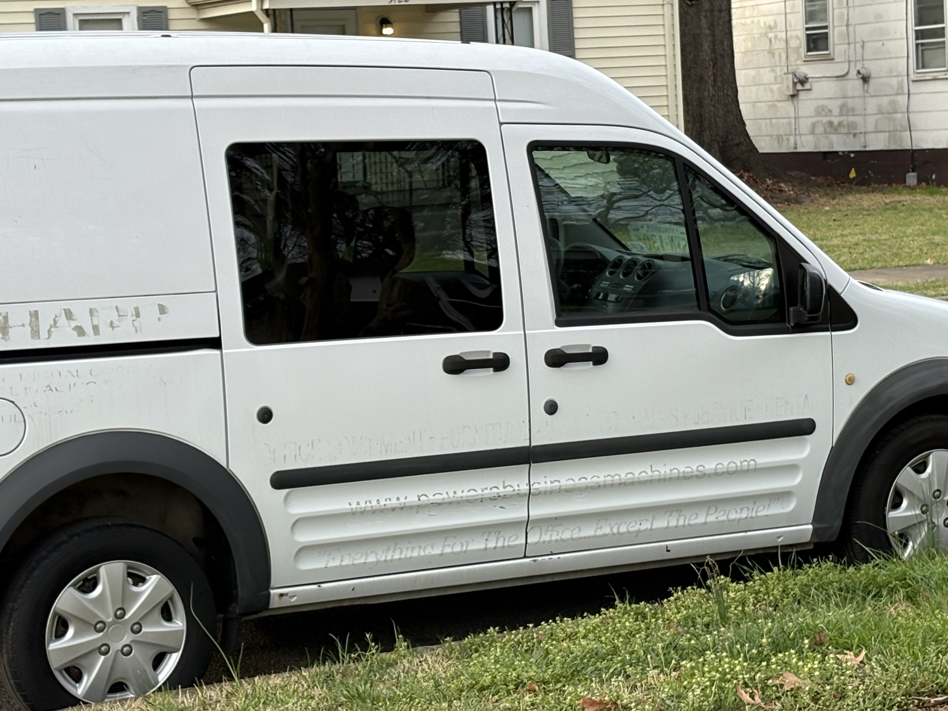 Used 2012 Ford Transit Connect XL FWD image 13