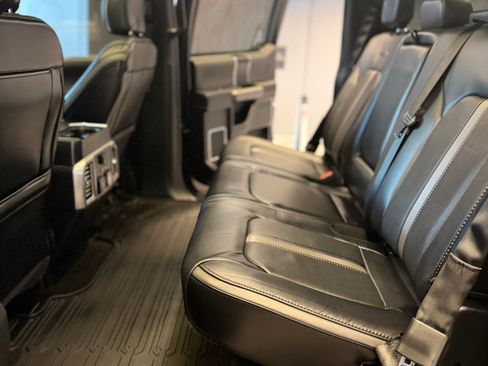 Used 2020 Ford F150 Platinum w/ Equipment Group 701A Luxury image 21