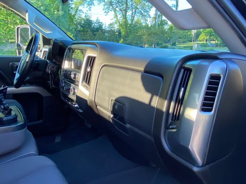 Used 2019 Chevrolet Silverado 2500 LT w/ All Star Edition AWD/4WD image 27