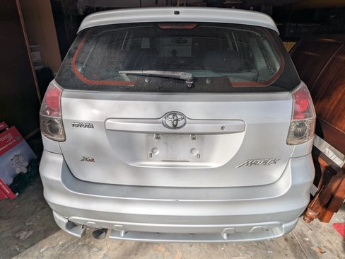 Used 2006 Toyota Matrix image 10