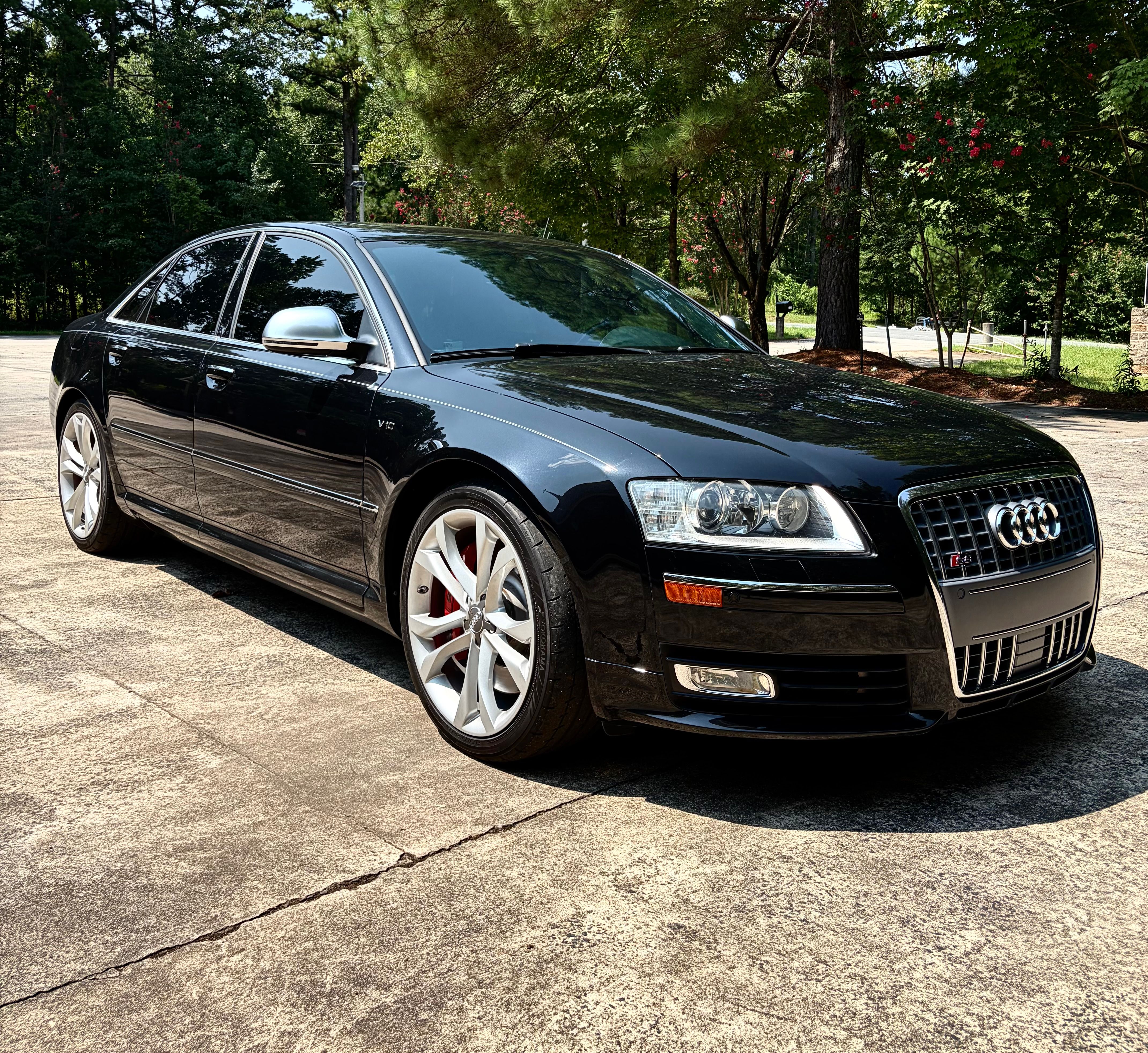 Used 2008 Audi S8 AWD/4WD image 1