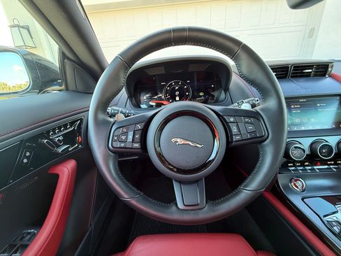 Used 2023 Jaguar F-TYPE R-Dynamic image 22