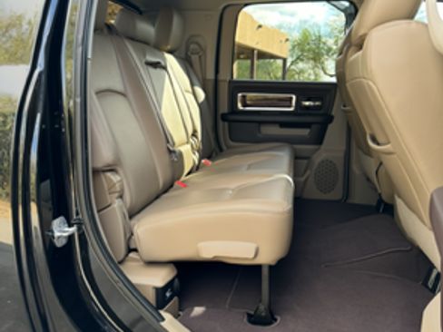 Used 2011 RAM 2500 Laramie w/ Protection Group image 14