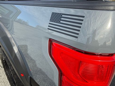 Used 2020 Ford F150 Lariat image 12