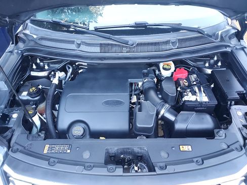 Used 2016 Ford Explorer XLT image 8