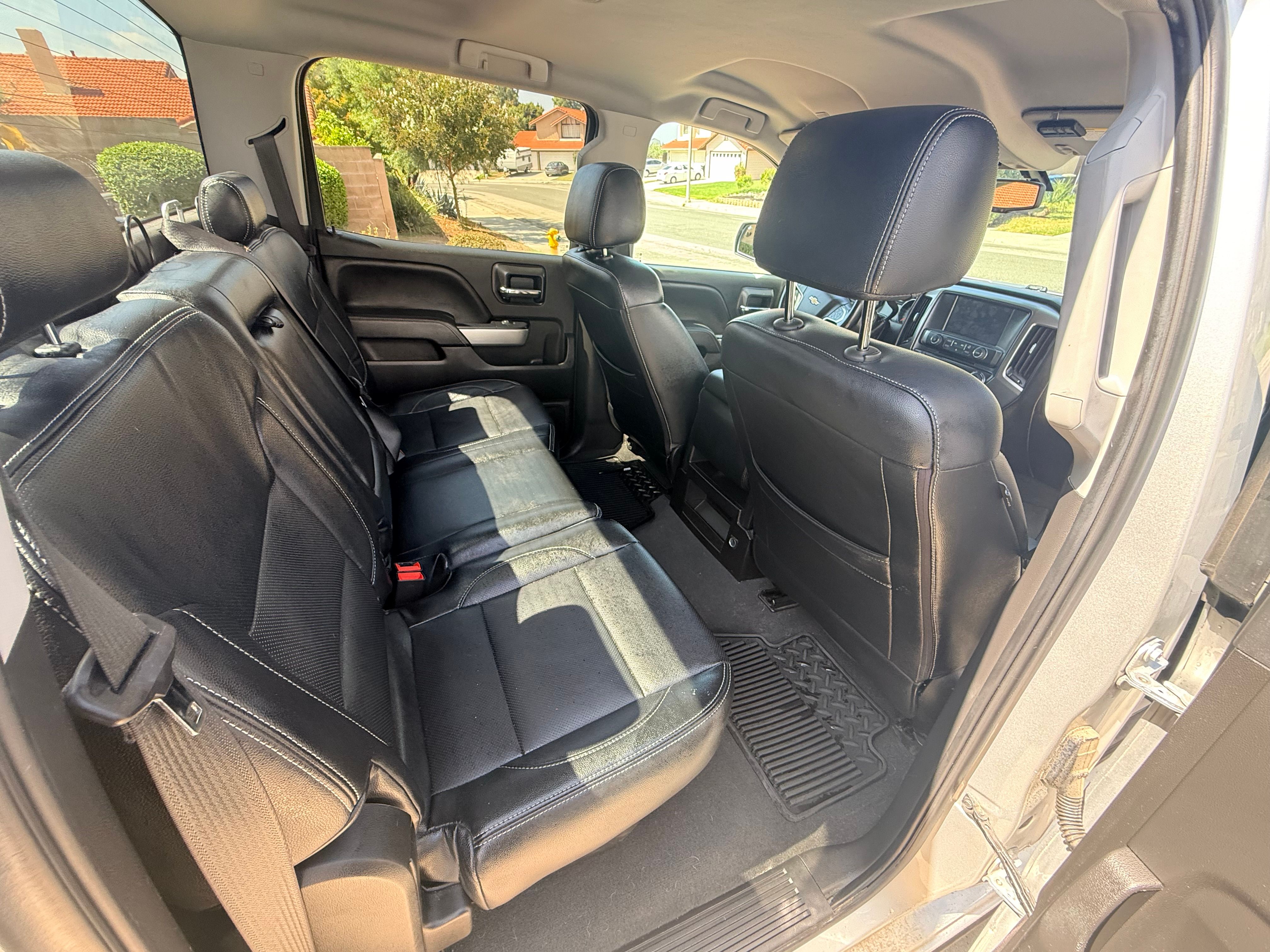 Used 2018 Chevrolet Silverado 1500 LT w/ All Star Edition AWD/4WD image 15