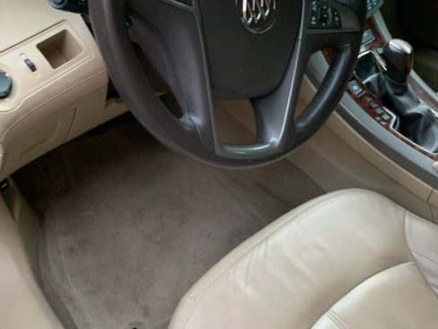 Used 2012 Buick LaCrosse Premium image 8