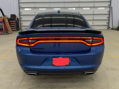 Used 2023 Dodge Charger SXT w/ Blacktop Package image 5