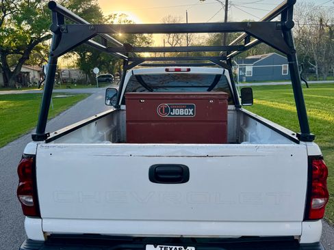 Used 2003 Chevrolet Silverado 2500 W/T image 2