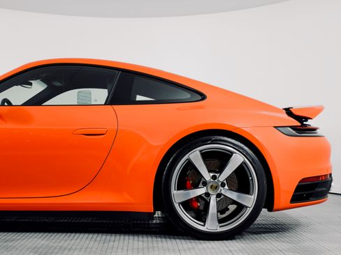 Used 2020 Porsche 911 Carrera S image 10