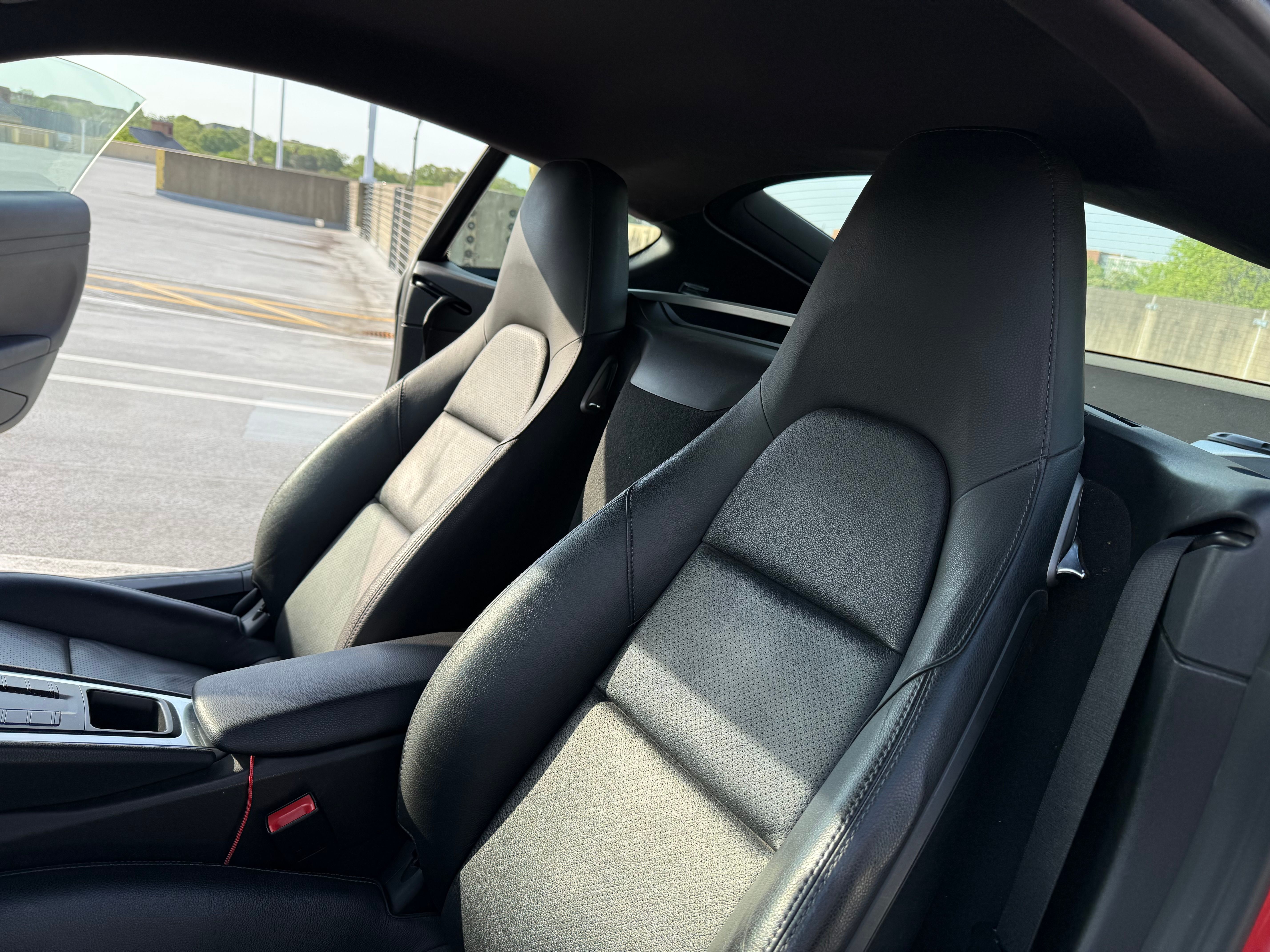 Used 2014 Porsche Cayman RWD image 9