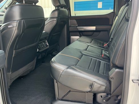 Used 2024 Ford F350 Platinum w/ Tremor Off-Road Package AWD/4WD image 16