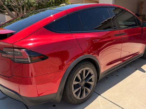Used 2023 Tesla Model X AWD/4WD image 10