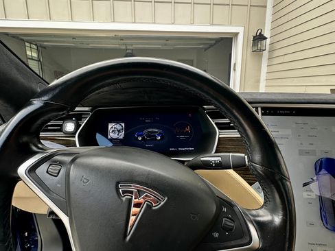 Used 2016 Tesla Model S 90D image 9