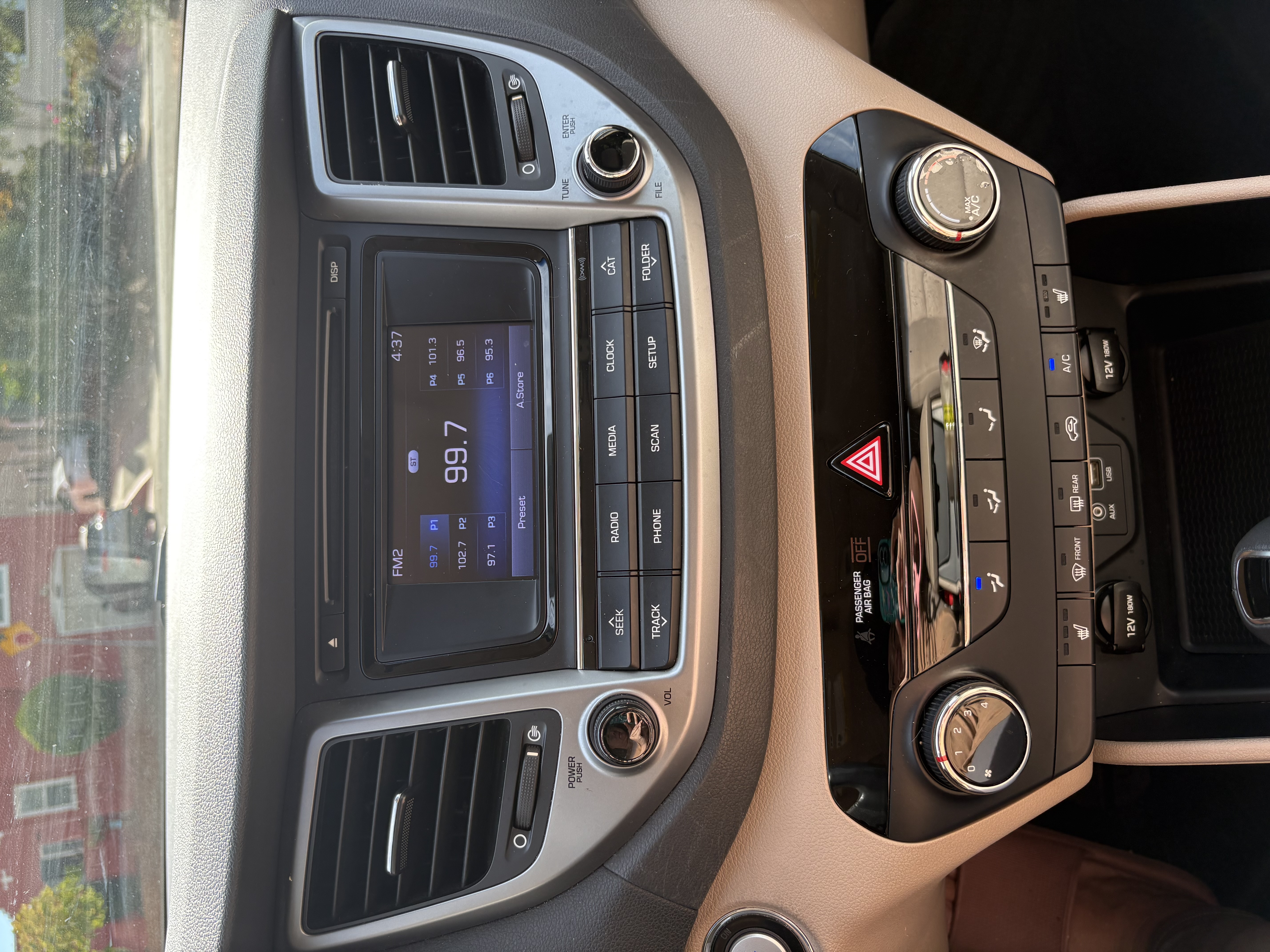 Used 2017 Hyundai Tucson Sport FWD image 11