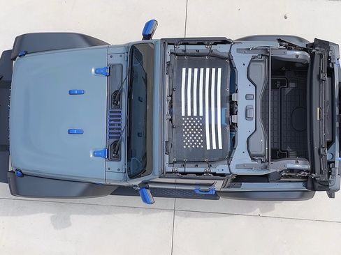 Used 2024 Jeep Wrangler Sport image 2