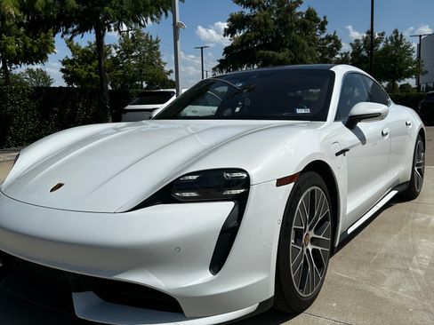 Used 2020 Porsche Taycan Turbo S AWD/4WD image 5