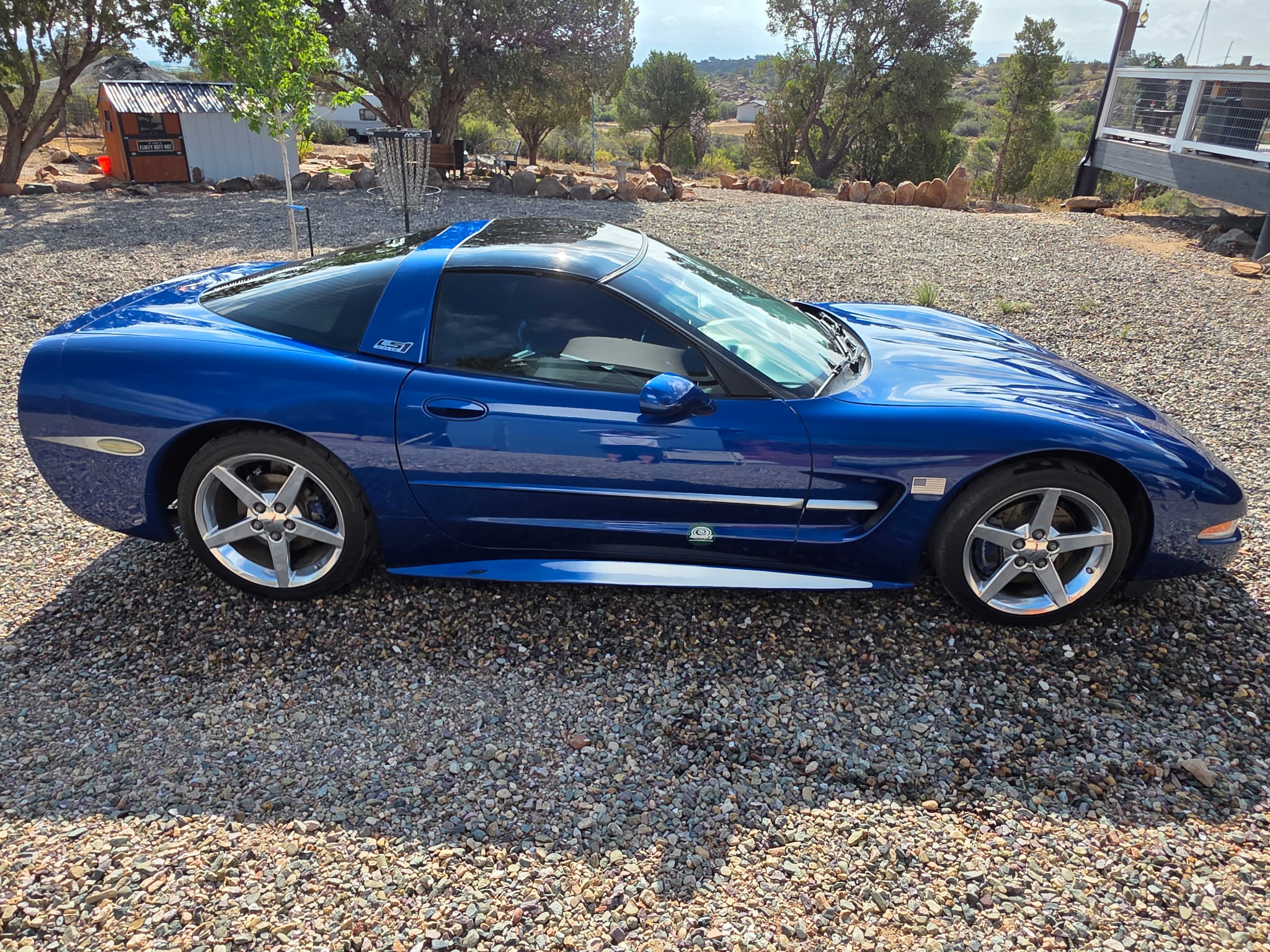 Used 2002 Chevrolet Corvette Coupe w/ Preferred Equipment Group1 RWD image 6