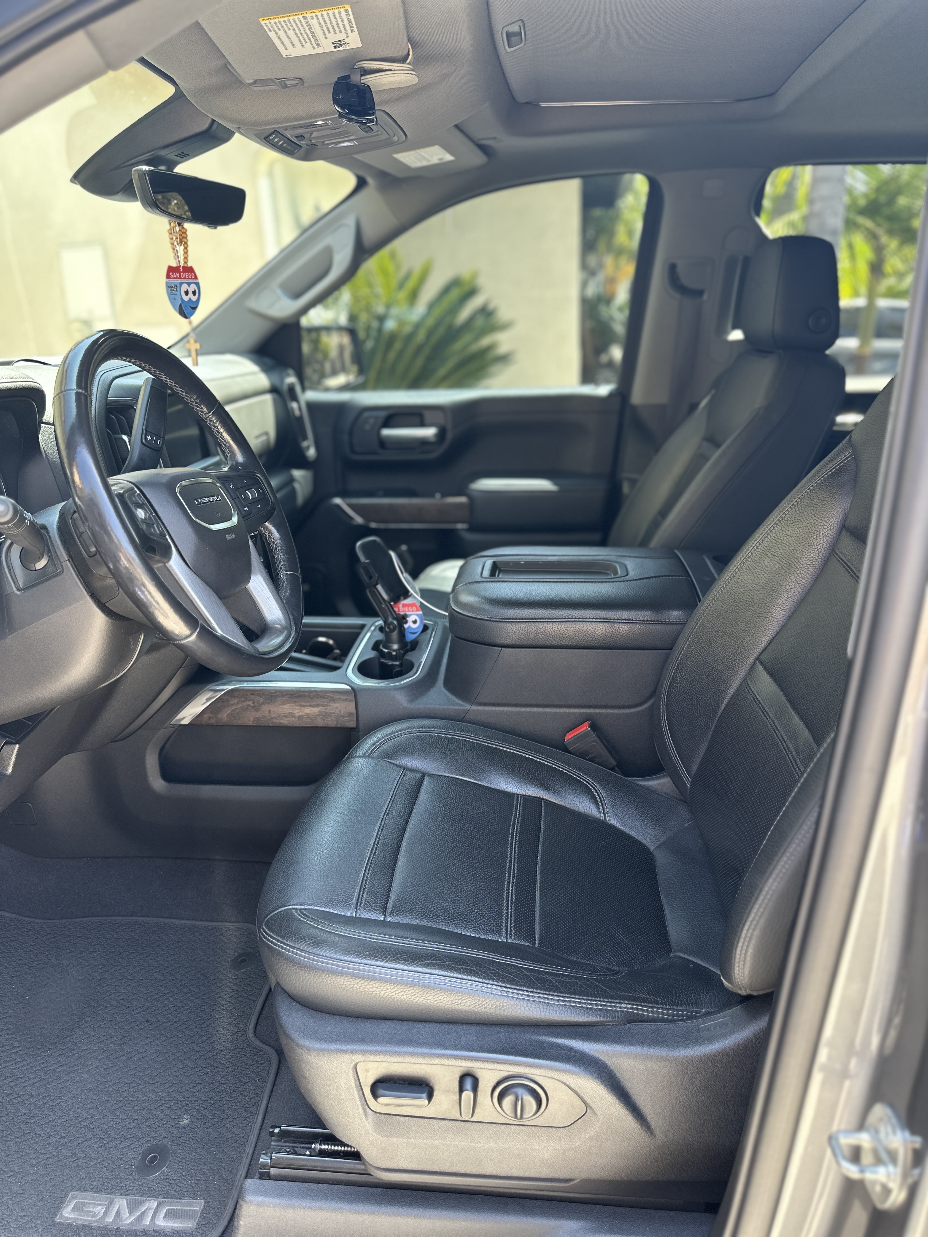 Used 2020 GMC Sierra 1500 Denali w/ Denali Ultimate Package AWD/4WD image 10