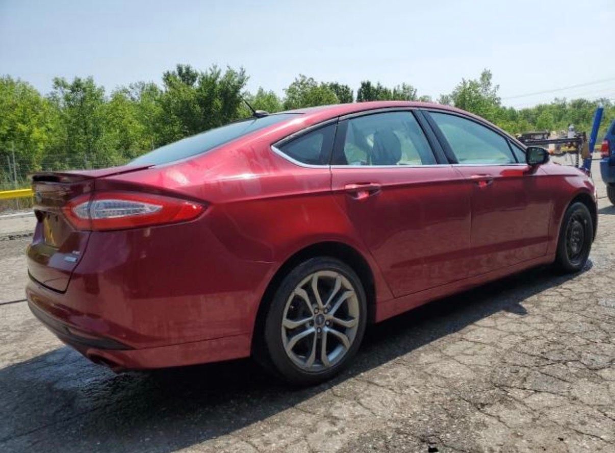 Used 2015 Ford Fusion SE w/ Equipment Group 201A FWD image 5