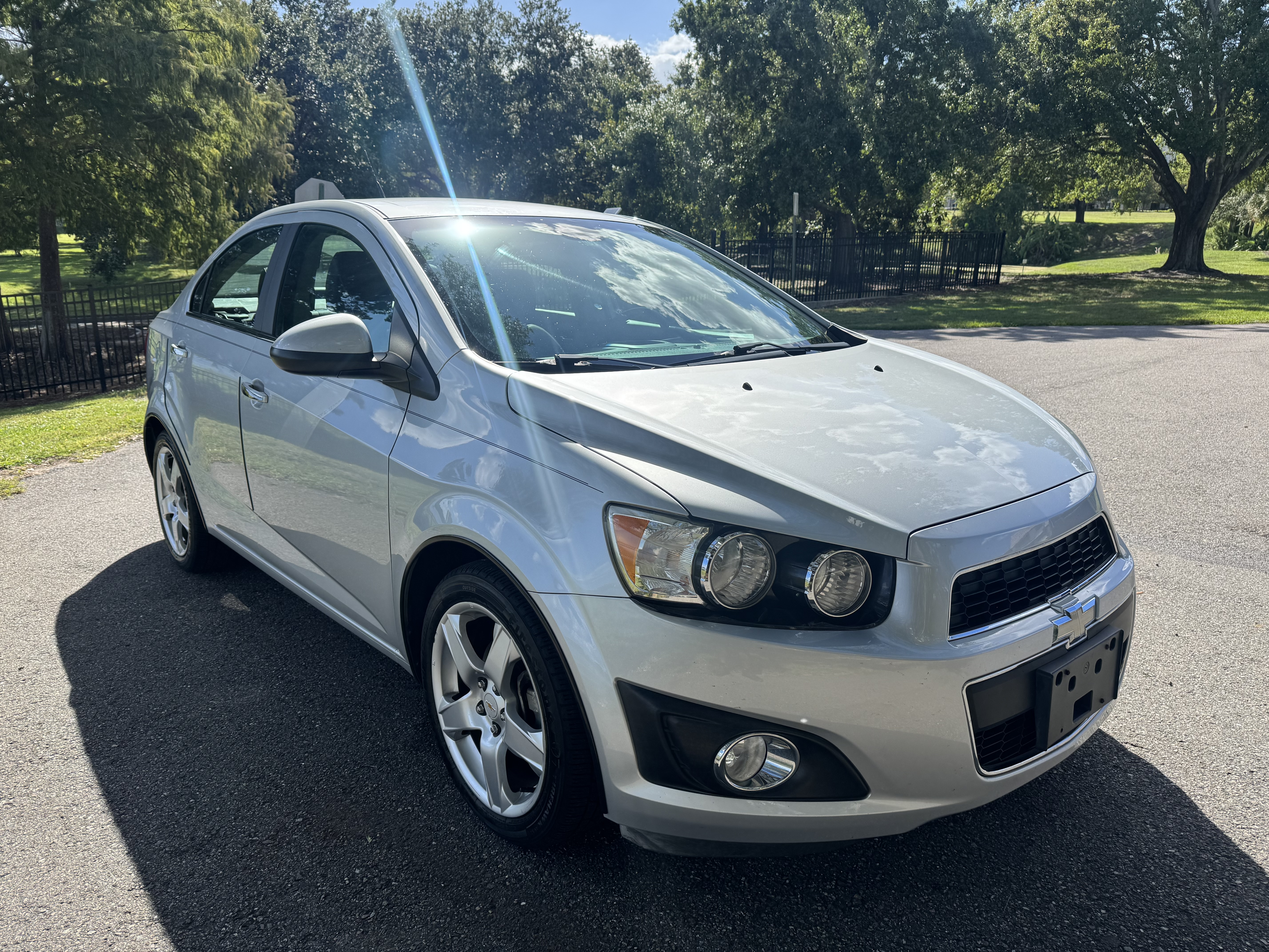 Used 2012 Chevrolet Sonic LTZ FWD image 2