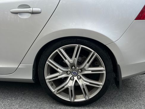 Used 2017 Volvo V60 T6 Polestar AWD/4WD image 11