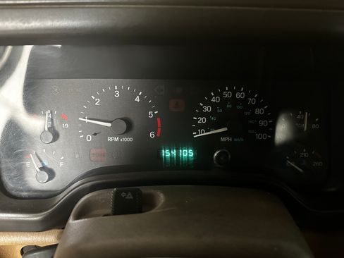 Used 1999 Jeep Wrangler Sahara AWD/4WD image 12