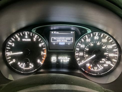 Used 2014 Nissan Altima 2.5 S FWD image 13